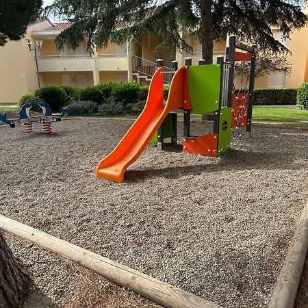 En Roussillon קאנט אן רוסיון